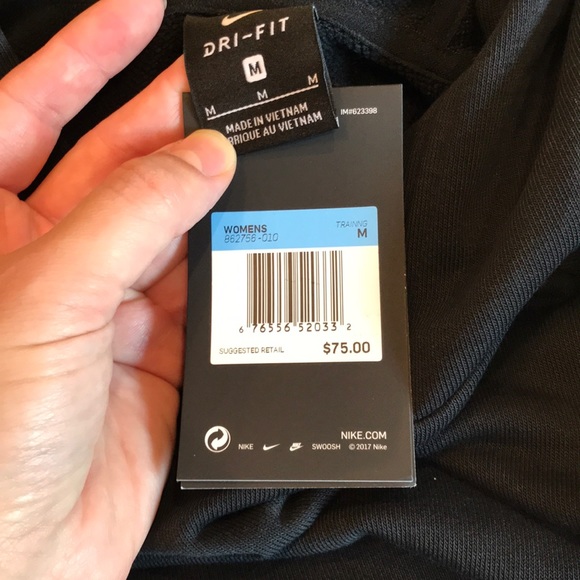 NWT✨ Nike Dri-fit Hooded Pullover - Picture 4 of 7